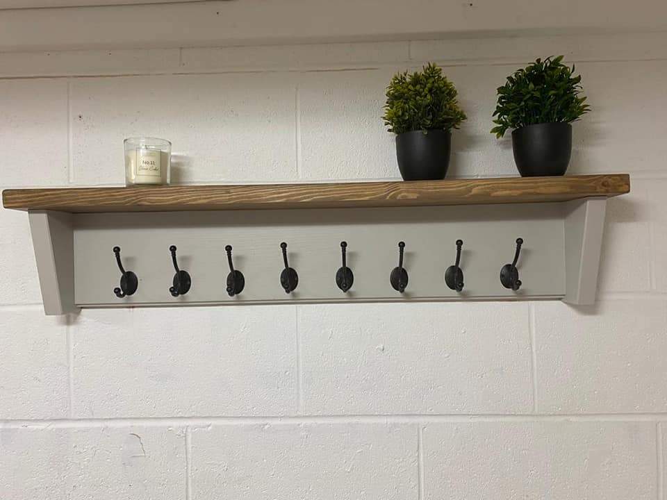 Coat rack with shelf