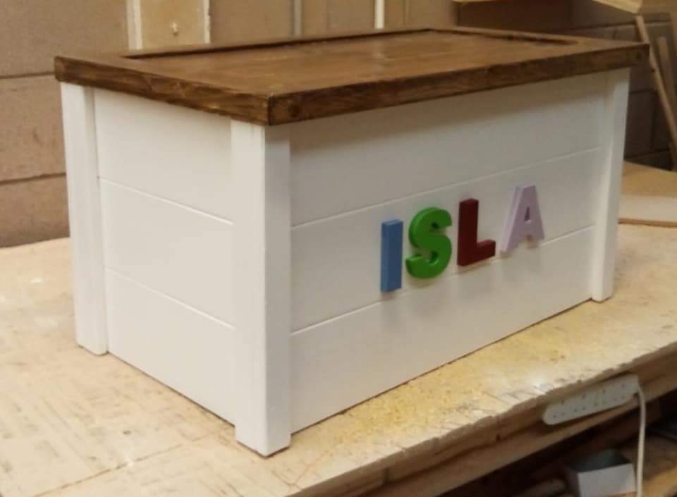 Traditional Joiners Personalised toy boxes